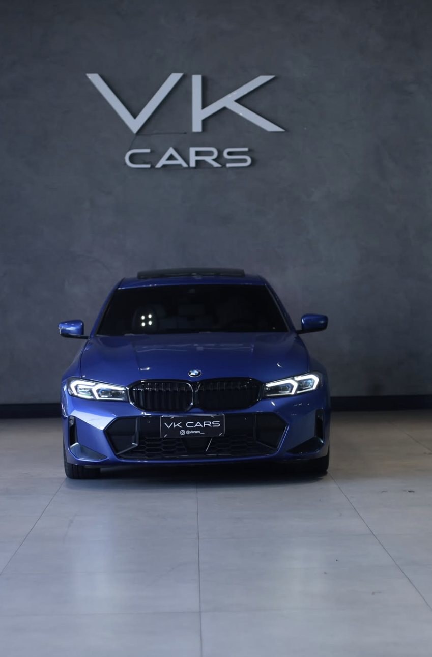 BMW 320i